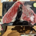 しなもん堂 - 「ブリスケ」／和牛4種盛り合わせ