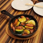 ジャズ＆ダイニング きまぐれうさぎ - 