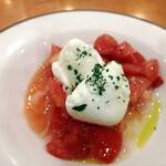 サイゼリヤ - モッツアレラ