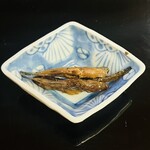 山玄茶 - イサザを炊いたもの