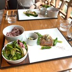 INTERSECT BY LEXUS - 