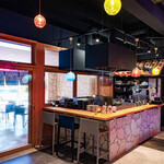 炭火焼きと島おでん んみゃーち - カウンター席