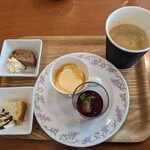 ダイニング＆カフェ ランデブーラウンジ - 