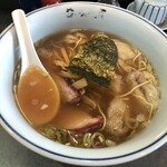 支那そば めでた屋 - ワンタン麺¥1,000