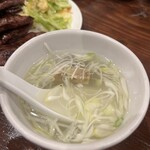 牛たん料理 閣 - セットのテールスープ