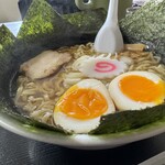 よどや - チャーシューはもう1枚くらい欲しい