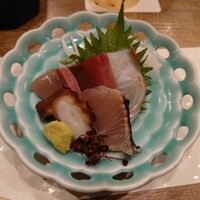 魚料理 ふじい - お造り盛り合わせ