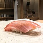 東麻布 天本 - 中トロ