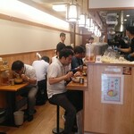 味噌ラーメン百庵 - 店内