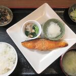 となりの食堂 - コレが980円なら　大満足っしょ！