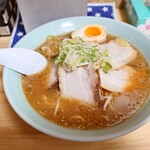 本格手抜きめし処 みんなのあじと - 2024年6月　みそチャーシュー中盛り（800円）