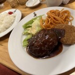 喫茶店 ピノキオ アルパーク広島店 - 特製ハンバーグとコロッケ定食 990円