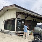 天宮のパン - お店はこんな感じです。トイレも用意してくれてますので安心して下さい。