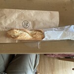 天宮のパン - バケットは秀逸。お勧め。