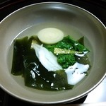 日本料理 開成 亀久田 - 【椀物】白魚と筍と菜の花の吸い物