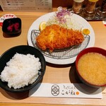 Tonkatsu Meguro Kogane - ランチロースカツ