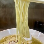 ヌードル＆スパイスカレー 今日の1番 - いつ見ても美しい東久留米市(三河屋製麺)の麺リフト
