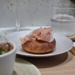 Haruka Murooka - 生ハムとフォカッチャ