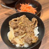 焼肉ホルモン 新井屋 にかい - 牛丼