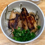 麺家 獅子丸 - 香ばしい