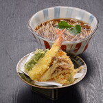 小嶋屋総本店 - 天ぷらそば（温）