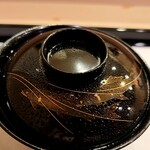 馬車道 大かわ - 椀蓋に鮎