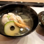 馬車道 大かわ - 毛蟹と枝豆の真薯