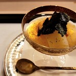 馬車道 大かわ - イカソーメンに赤ウニと海苔