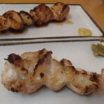 炭火焼鳥 おんどり - にんにくま、ふりそで
