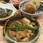 Sousaku Obanzai Motto Shiawaseni Naritai - 鶏もも実山椒焼き