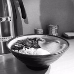 そばの神田東一屋 - #アー写っぽく撮るとこうなる。