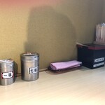 そばの神田東一屋 - コンディメンツ。