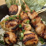 炭火焼鳥 おんどり - ミックスやきとり丼