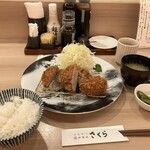 とんかつ 神楽坂 さくら 五反田店 - 