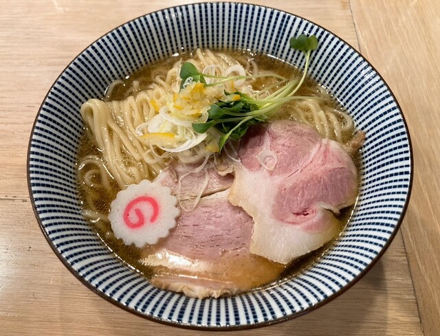 MENYA BIBIRI photo 4