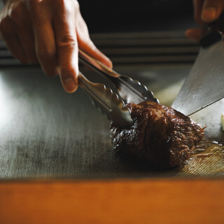 京都産の豊かな食材が織りなすフレンチの技術を駆使した鉄板焼き