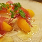 カジュアルフレンチBar 7FUKU - ビワがあっまーい‼️