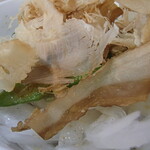 炭火焼鳥 おんどり - 選べるお通しから新玉ねぎとアスパラ