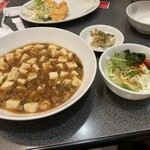 聚鳳 - 麻婆豆腐定食