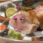 炭焼 おかげさん - 高坂鶏胸と腿のたたき