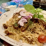 ブルーラグーン レストラン - チキンビリヤニ。ボリュームすごい、めちゃおいしい