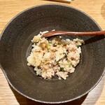 地葉はなれ - 2024.5.  特製つくね丼