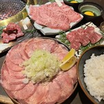 焼肉 牛炭 - 