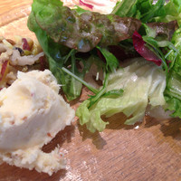 TOOTH TOOTH GARDEN RESTAURANT - サラダをアップ♡