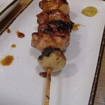 炭火焼鳥 おんどり - おまかせ5本　にんにくま