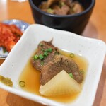 炭火焼肉 牛和鹿 - 