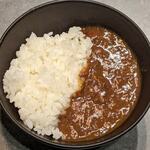 Kanzen Koshitsu Yakiniku Itadaki - itadakiまかないカレー(人気NO.1のコース料理)