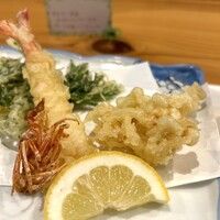 魚と炭と鉄板と ととと - ホワイトコーンの天ぷら旨し