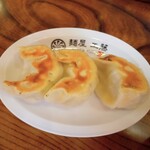 手打ち中華蕎麦 麺屋 工藤 - 餃子3個