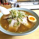 本格手抜きめし処 みんなのあじと - みそ中盛り+チャーシュー